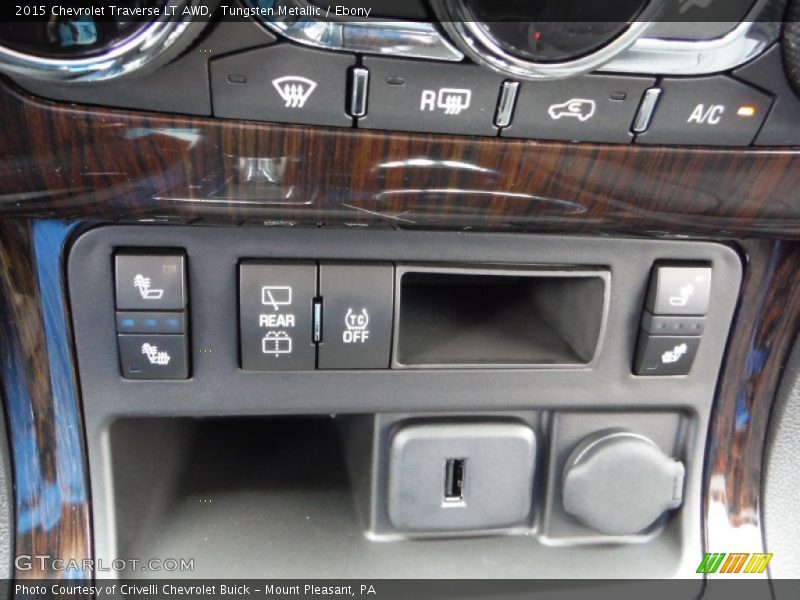 Tungsten Metallic / Ebony 2015 Chevrolet Traverse LT AWD