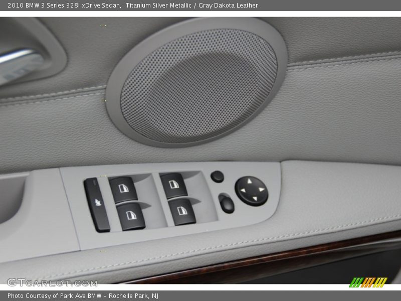 Titanium Silver Metallic / Gray Dakota Leather 2010 BMW 3 Series 328i xDrive Sedan