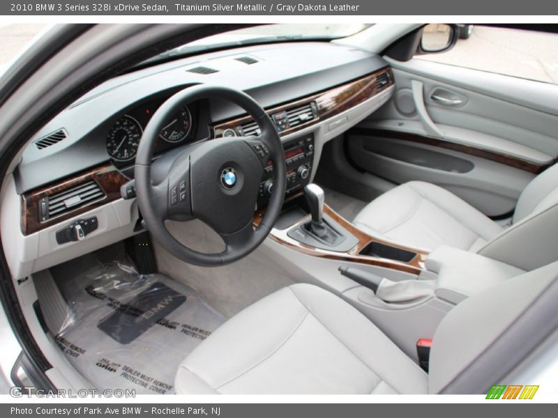 Titanium Silver Metallic / Gray Dakota Leather 2010 BMW 3 Series 328i xDrive Sedan