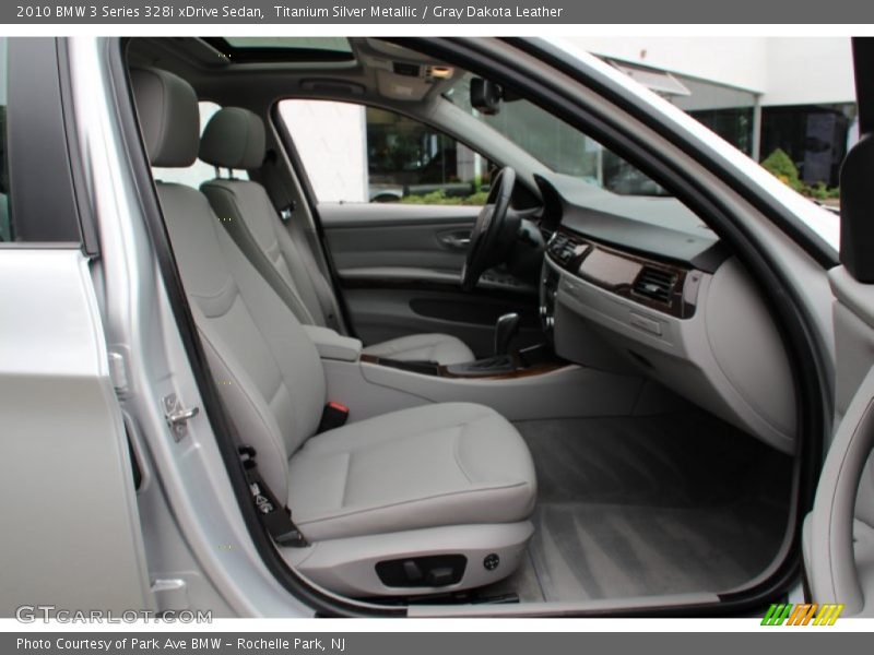 Titanium Silver Metallic / Gray Dakota Leather 2010 BMW 3 Series 328i xDrive Sedan