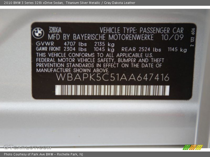 Titanium Silver Metallic / Gray Dakota Leather 2010 BMW 3 Series 328i xDrive Sedan