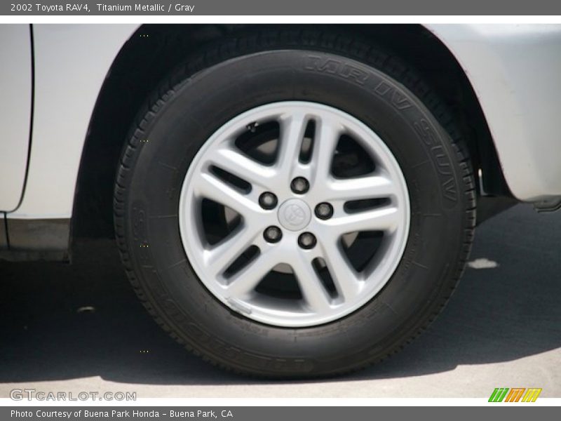 Titanium Metallic / Gray 2002 Toyota RAV4