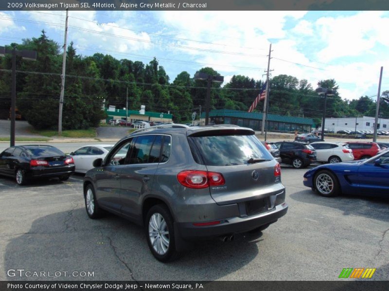 Alpine Grey Metallic / Charcoal 2009 Volkswagen Tiguan SEL 4Motion