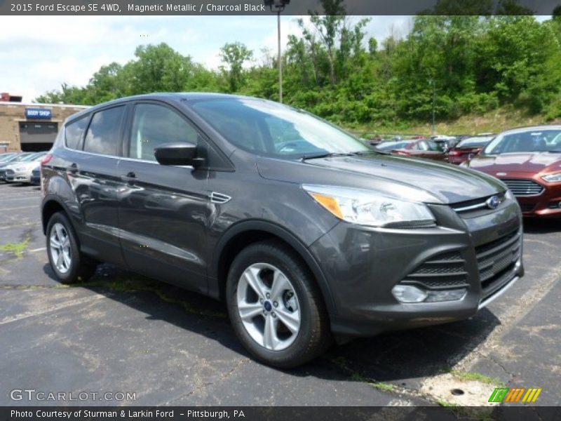 Magnetic Metallic / Charcoal Black 2015 Ford Escape SE 4WD