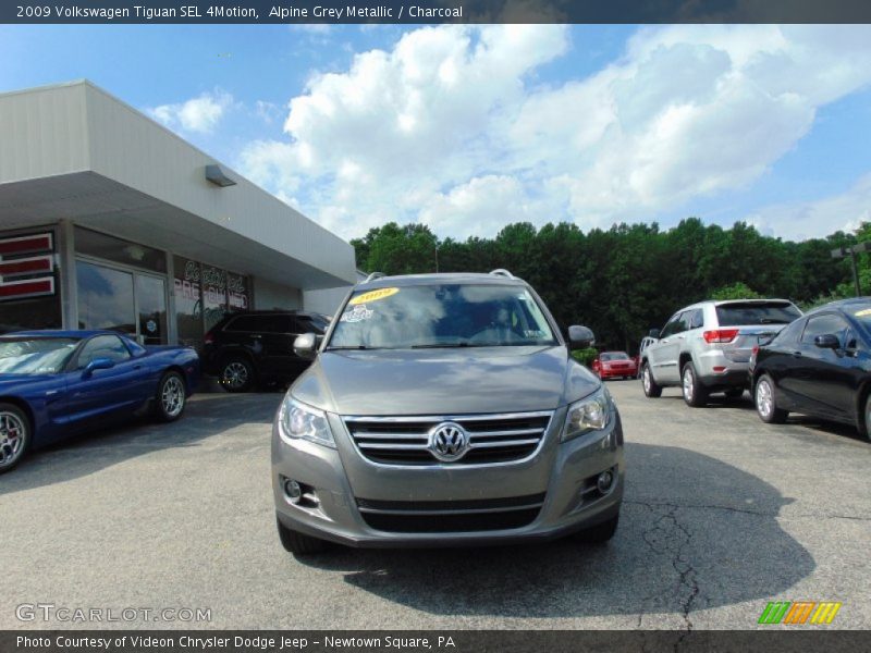 Alpine Grey Metallic / Charcoal 2009 Volkswagen Tiguan SEL 4Motion