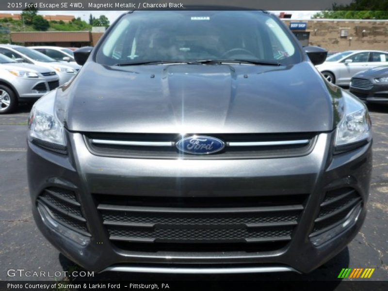 Magnetic Metallic / Charcoal Black 2015 Ford Escape SE 4WD