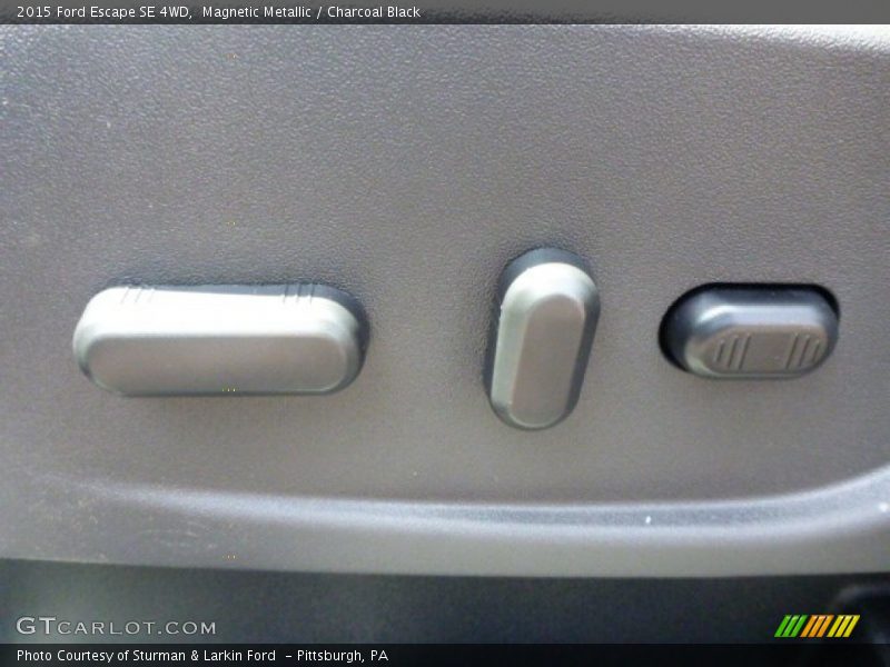 Magnetic Metallic / Charcoal Black 2015 Ford Escape SE 4WD