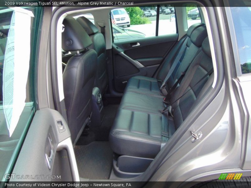 Alpine Grey Metallic / Charcoal 2009 Volkswagen Tiguan SEL 4Motion