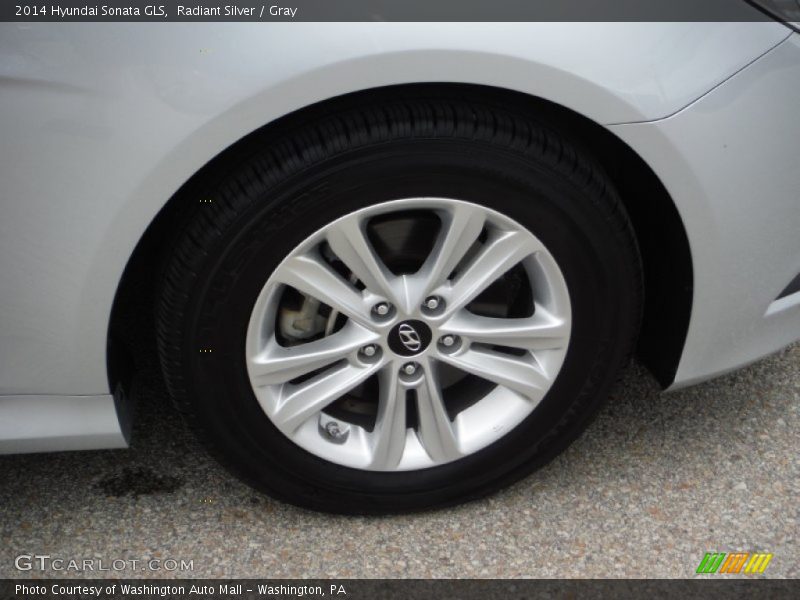 Radiant Silver / Gray 2014 Hyundai Sonata GLS