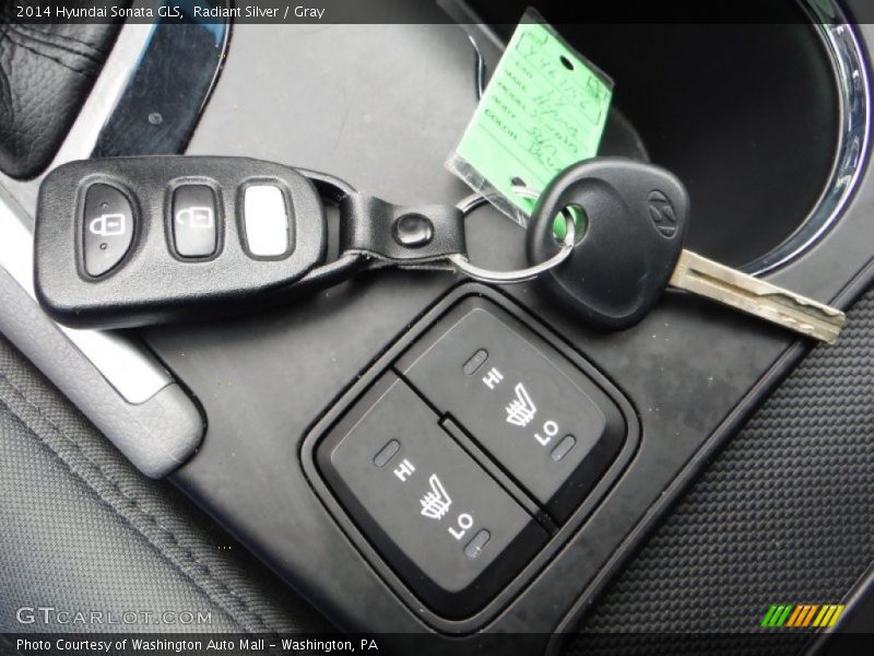 Radiant Silver / Gray 2014 Hyundai Sonata GLS