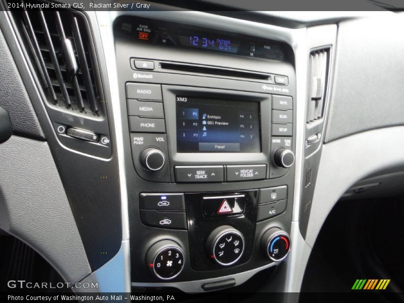 Radiant Silver / Gray 2014 Hyundai Sonata GLS