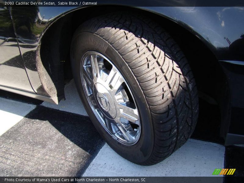 Sable Black / Oatmeal 2003 Cadillac DeVille Sedan