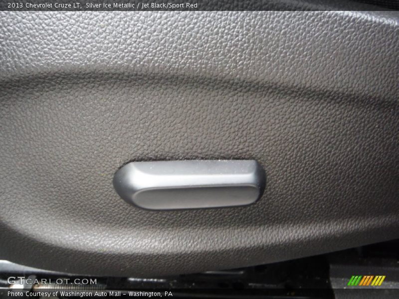 Silver Ice Metallic / Jet Black/Sport Red 2013 Chevrolet Cruze LT