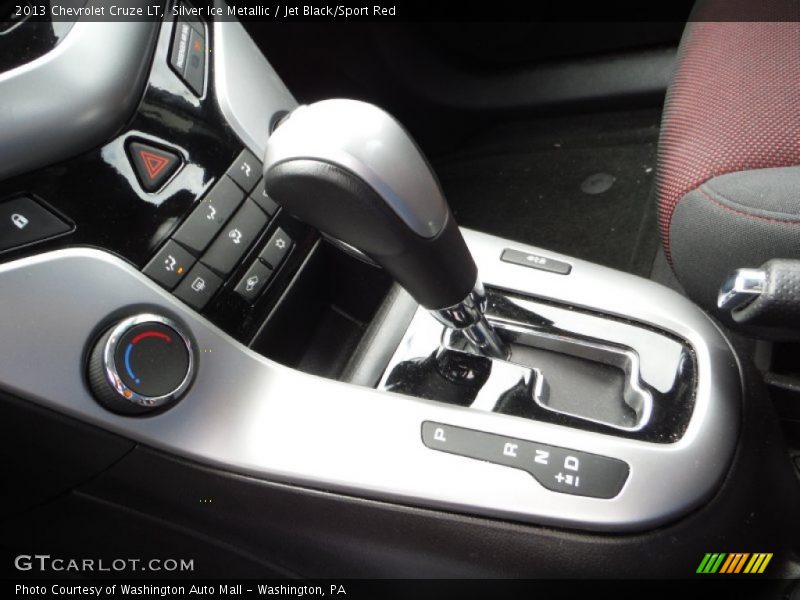 Silver Ice Metallic / Jet Black/Sport Red 2013 Chevrolet Cruze LT