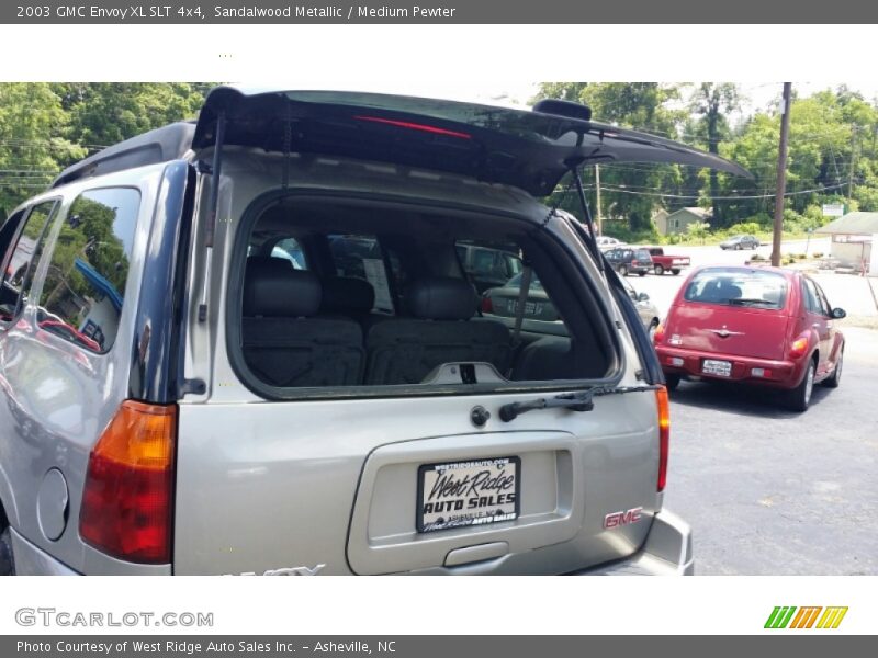 Sandalwood Metallic / Medium Pewter 2003 GMC Envoy XL SLT 4x4