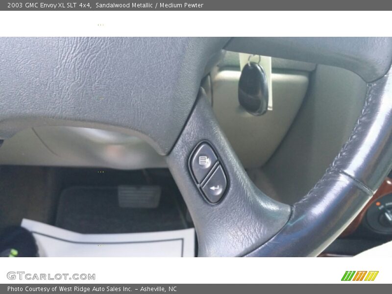 Sandalwood Metallic / Medium Pewter 2003 GMC Envoy XL SLT 4x4