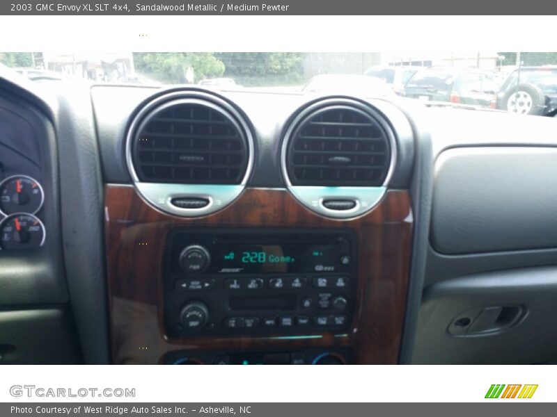 Sandalwood Metallic / Medium Pewter 2003 GMC Envoy XL SLT 4x4