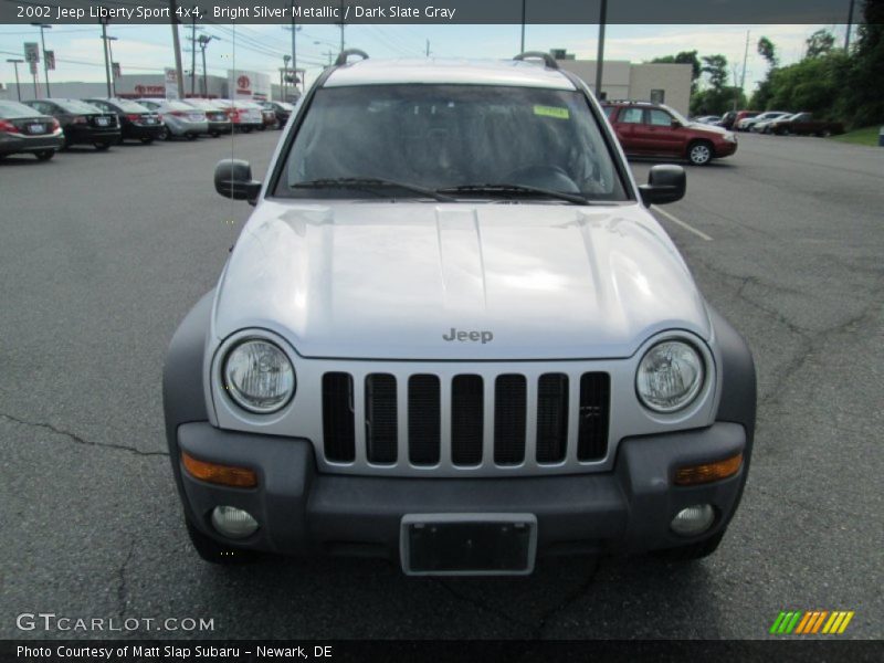 Bright Silver Metallic / Dark Slate Gray 2002 Jeep Liberty Sport 4x4