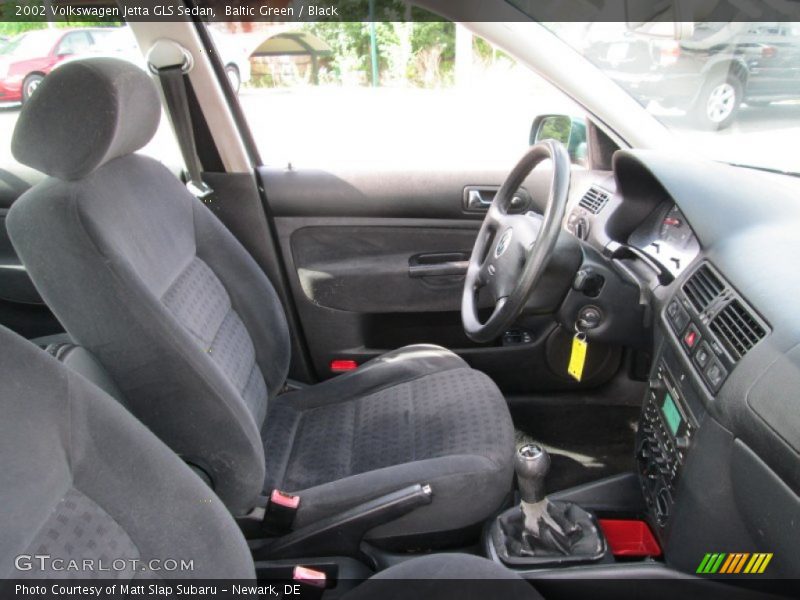 Baltic Green / Black 2002 Volkswagen Jetta GLS Sedan