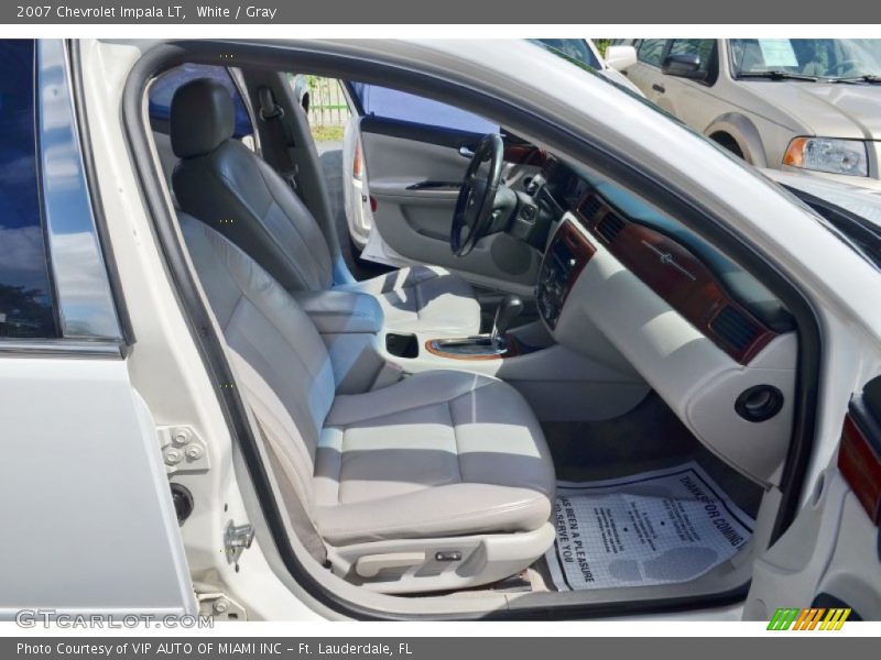 White / Gray 2007 Chevrolet Impala LT