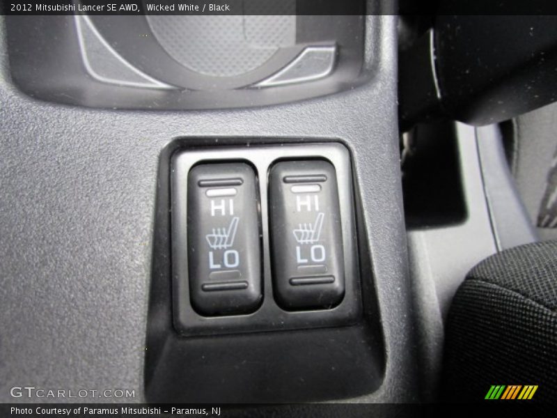 Wicked White / Black 2012 Mitsubishi Lancer SE AWD