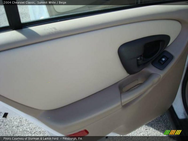 Summit White / Beige 2004 Chevrolet Classic