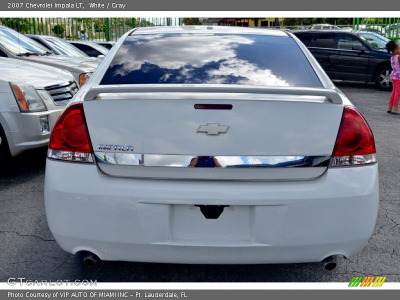 White / Gray 2007 Chevrolet Impala LT