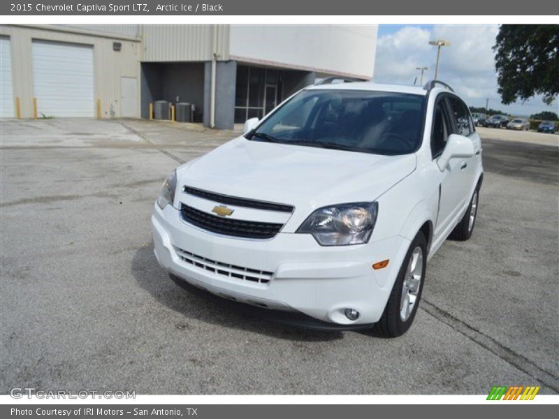 Arctic Ice / Black 2015 Chevrolet Captiva Sport LTZ