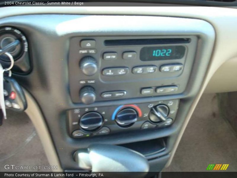 Summit White / Beige 2004 Chevrolet Classic