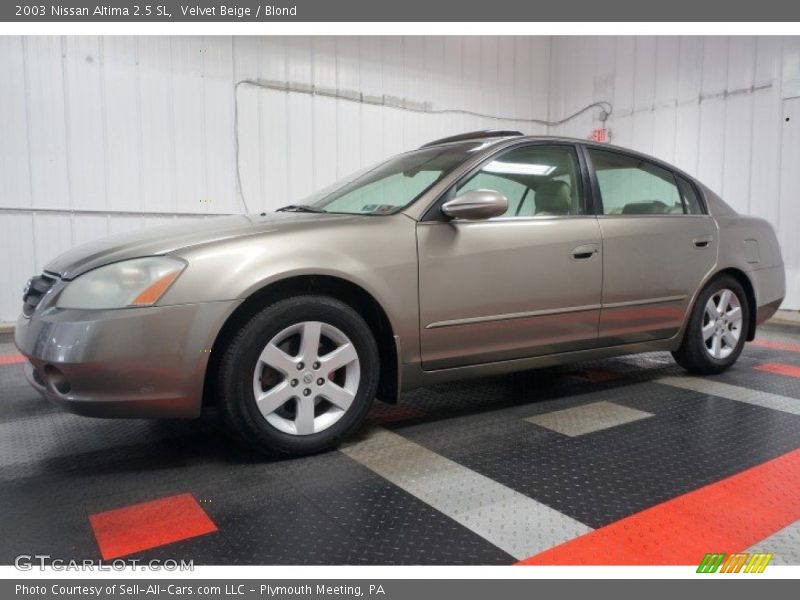 Front 3/4 View of 2003 Altima 2.5 SL