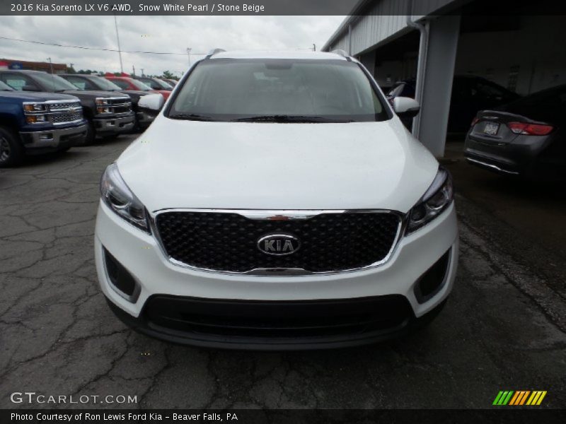 Snow White Pearl / Stone Beige 2016 Kia Sorento LX V6 AWD