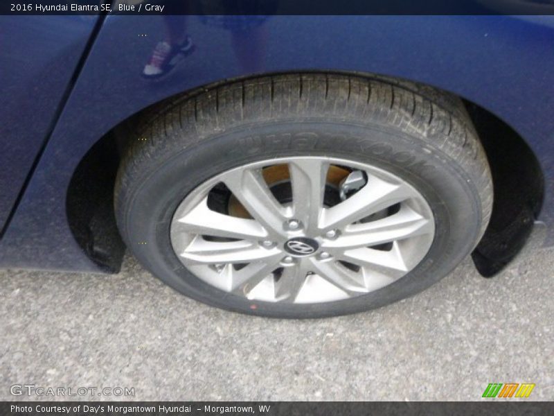 Blue / Gray 2016 Hyundai Elantra SE