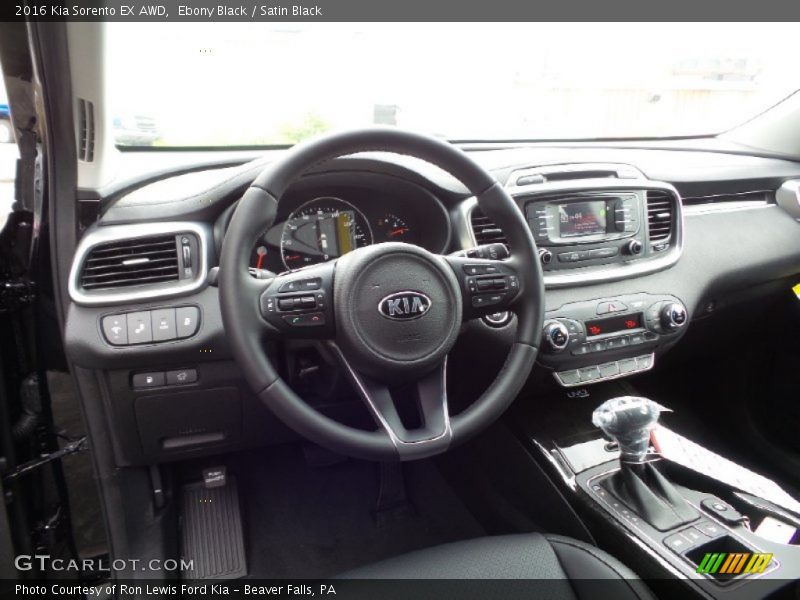 Dashboard of 2016 Sorento EX AWD