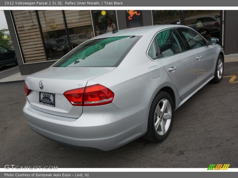 Reflex Silver Metallic / Titan Black 2012 Volkswagen Passat 2.5L SE