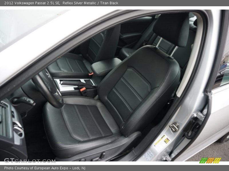 Reflex Silver Metallic / Titan Black 2012 Volkswagen Passat 2.5L SE