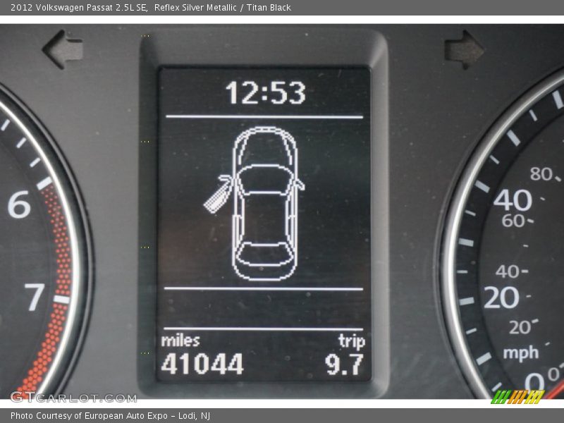 Reflex Silver Metallic / Titan Black 2012 Volkswagen Passat 2.5L SE