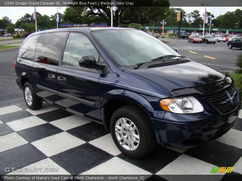 Midnight Blue Pearl / Medium Slate Gray 2006 Dodge Grand Caravan SE
