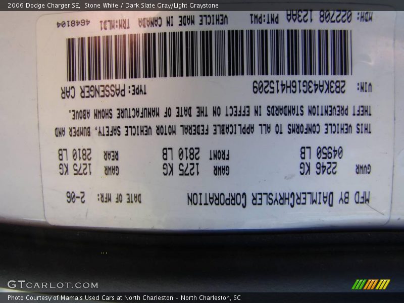 Stone White / Dark Slate Gray/Light Graystone 2006 Dodge Charger SE