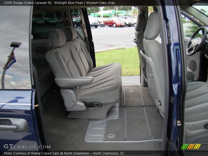Midnight Blue Pearl / Medium Slate Gray 2006 Dodge Grand Caravan SE