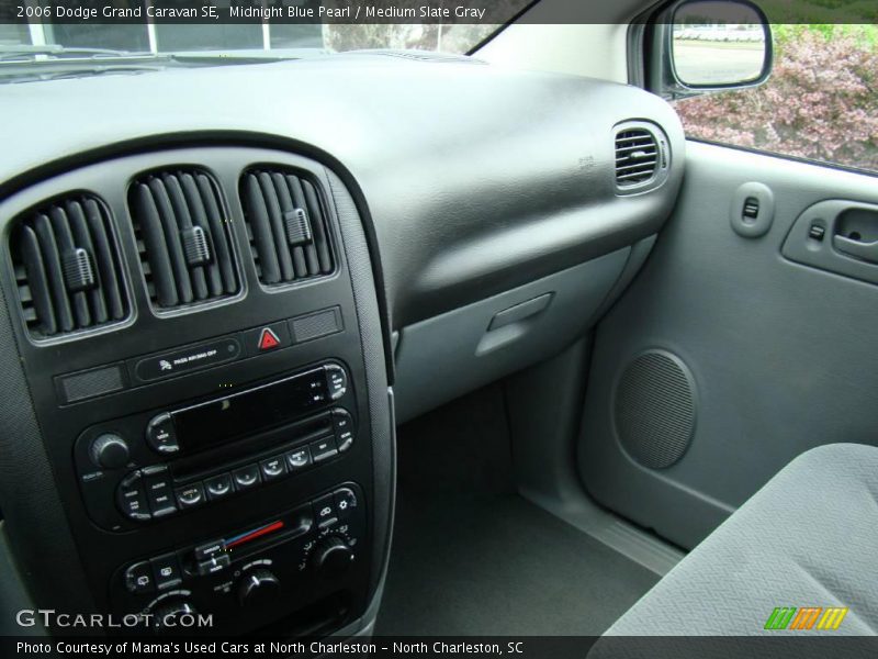 Midnight Blue Pearl / Medium Slate Gray 2006 Dodge Grand Caravan SE