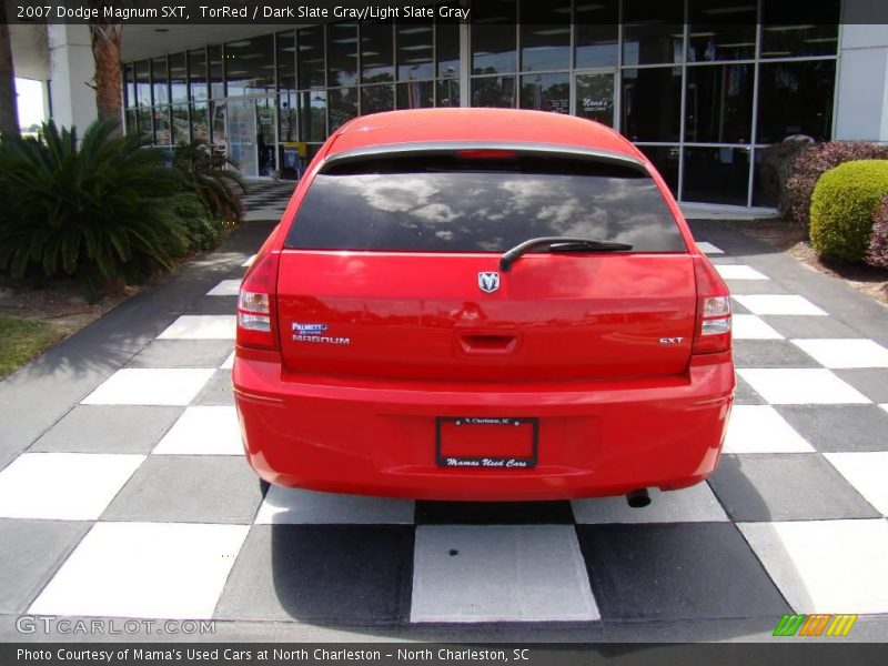 TorRed / Dark Slate Gray/Light Slate Gray 2007 Dodge Magnum SXT