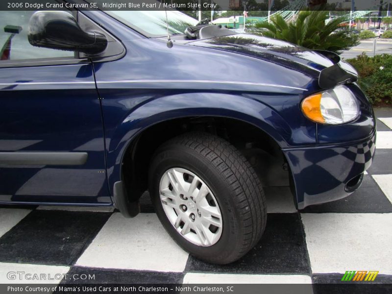 Midnight Blue Pearl / Medium Slate Gray 2006 Dodge Grand Caravan SE
