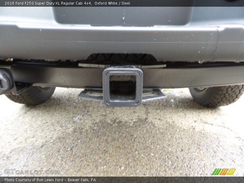 Oxford White / Steel 2016 Ford F250 Super Duty XL Regular Cab 4x4