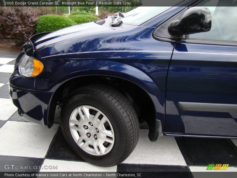 Midnight Blue Pearl / Medium Slate Gray 2006 Dodge Grand Caravan SE