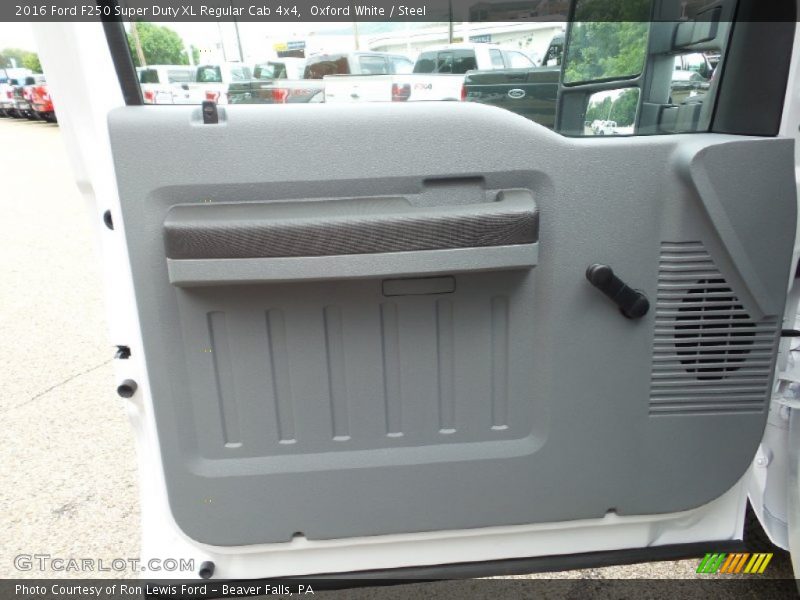 Oxford White / Steel 2016 Ford F250 Super Duty XL Regular Cab 4x4