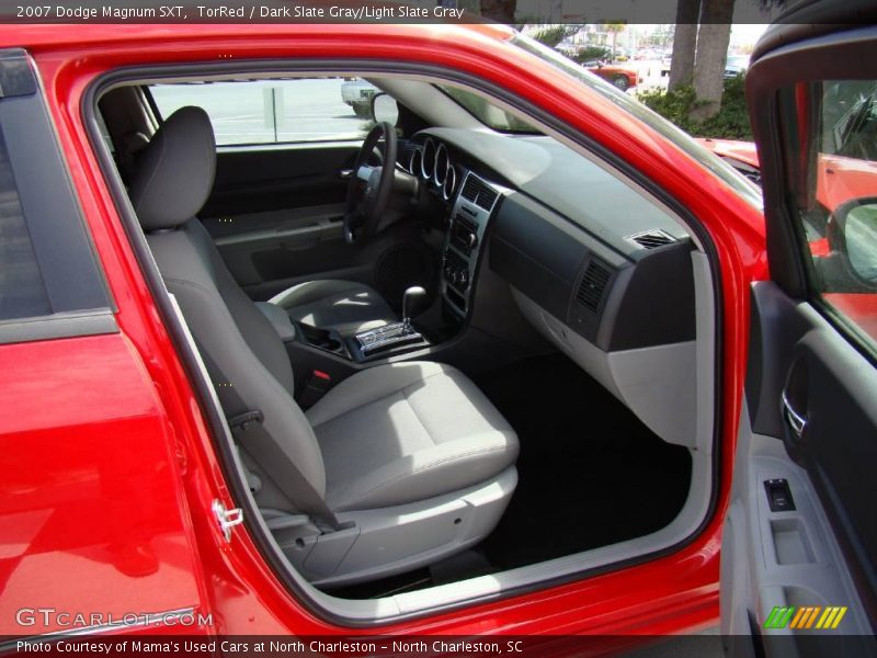 TorRed / Dark Slate Gray/Light Slate Gray 2007 Dodge Magnum SXT