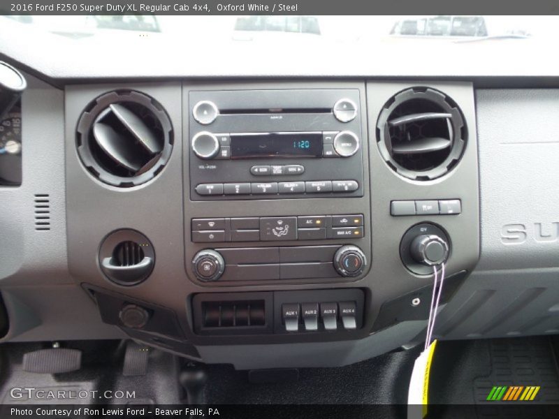Oxford White / Steel 2016 Ford F250 Super Duty XL Regular Cab 4x4