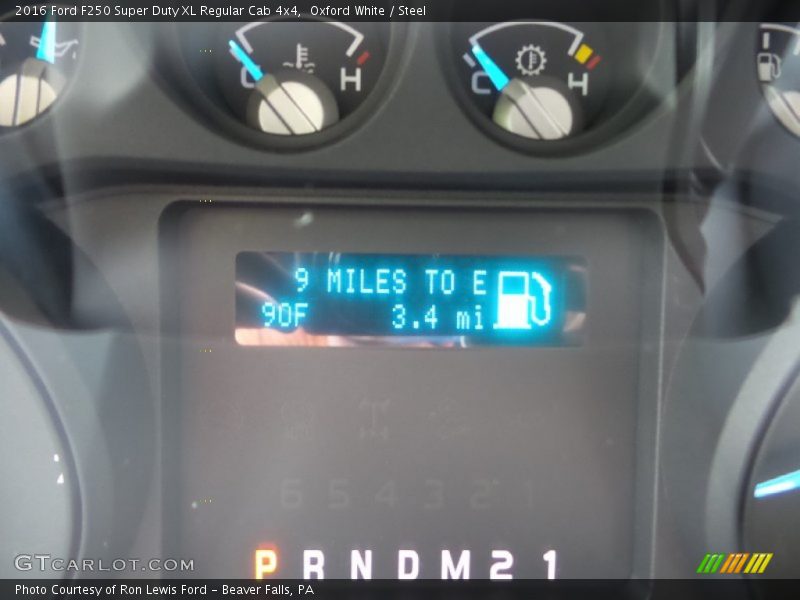 Oxford White / Steel 2016 Ford F250 Super Duty XL Regular Cab 4x4