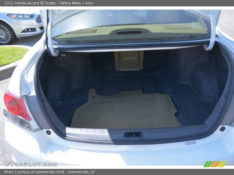 Taffeta White / Ivory 2011 Honda Accord SE Sedan