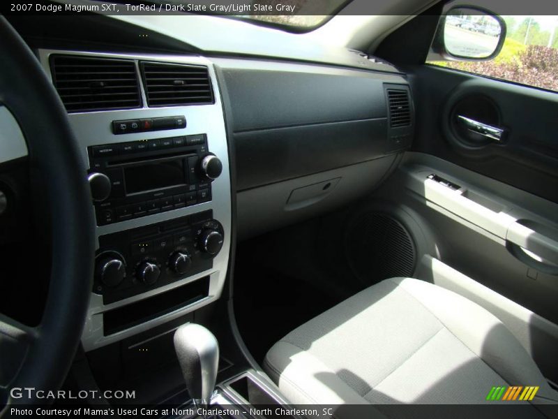 TorRed / Dark Slate Gray/Light Slate Gray 2007 Dodge Magnum SXT